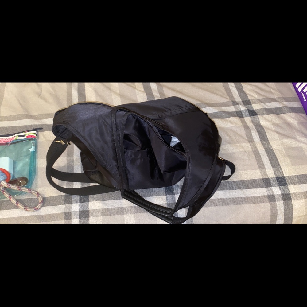 Bag - Picture 3 of 5